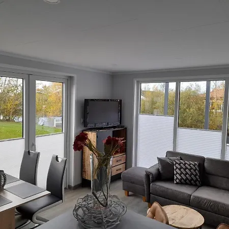 Seeblick - 26910 호텔 *